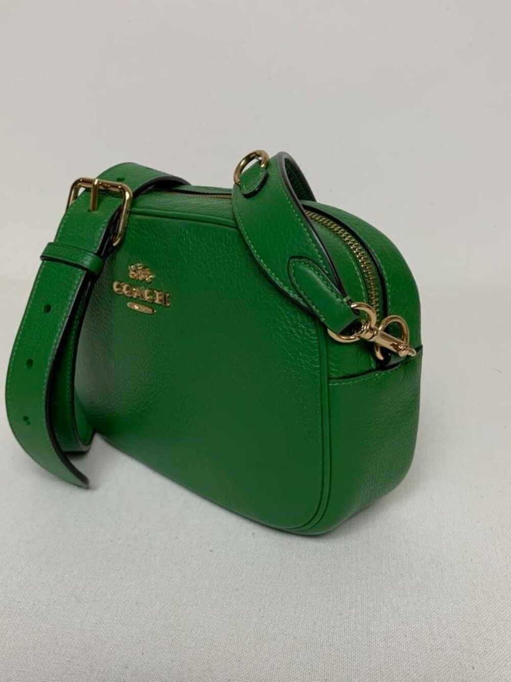 Coach Jamie Camera Bag in Kelly Green - Picture 3 of 8